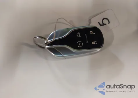 2018 Maserati Ghibli z USA, uszkodzony, nr VIN ZAM57XSA7J1277011